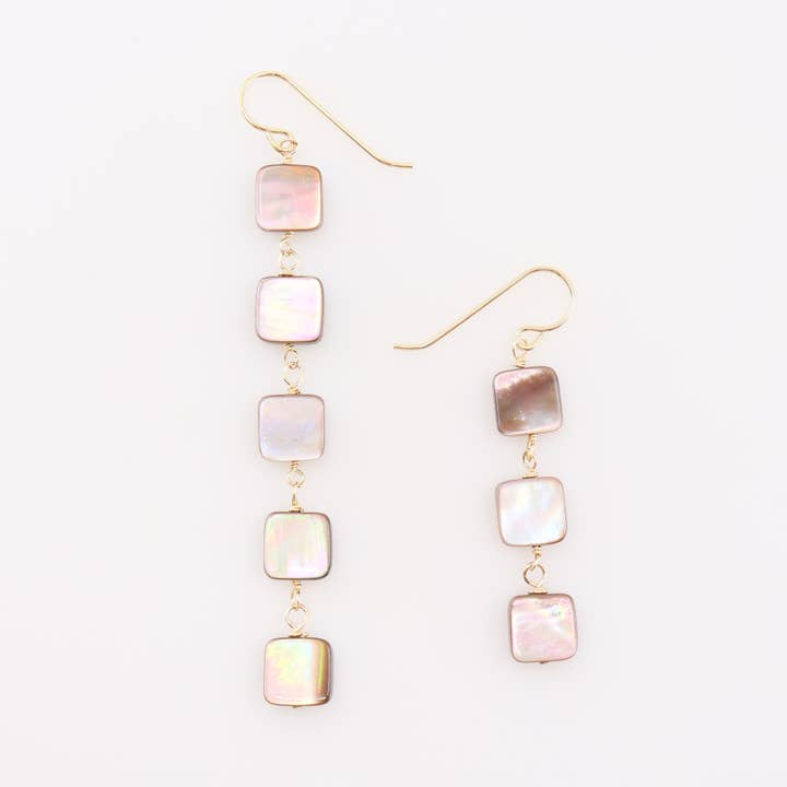 Boucles d'oreilles carrées Mocha Abalone pour la vente par J. Mills Studio