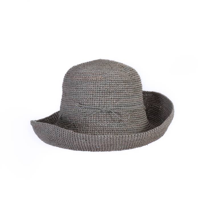 Fany Hut – Die Zeitlosen für den Großhandel von SANS-ARCIDET PARIS