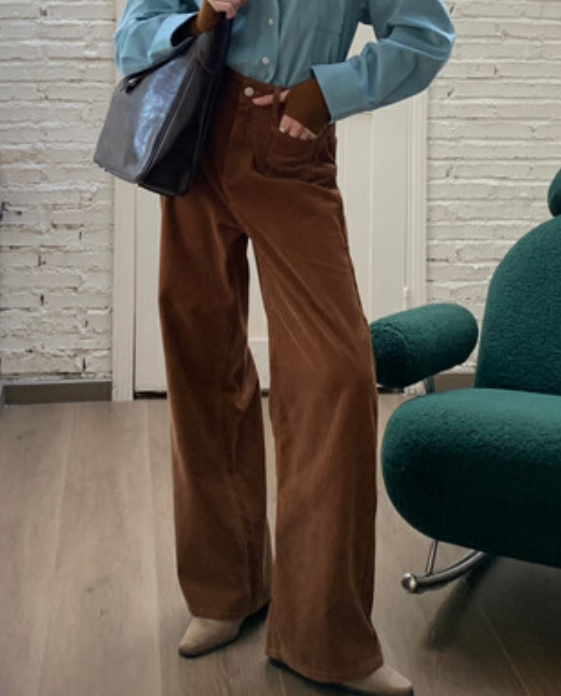 Whisper Mint – wholesale Byxor - Dam – Corduroy kaffefärgad rak byxa1