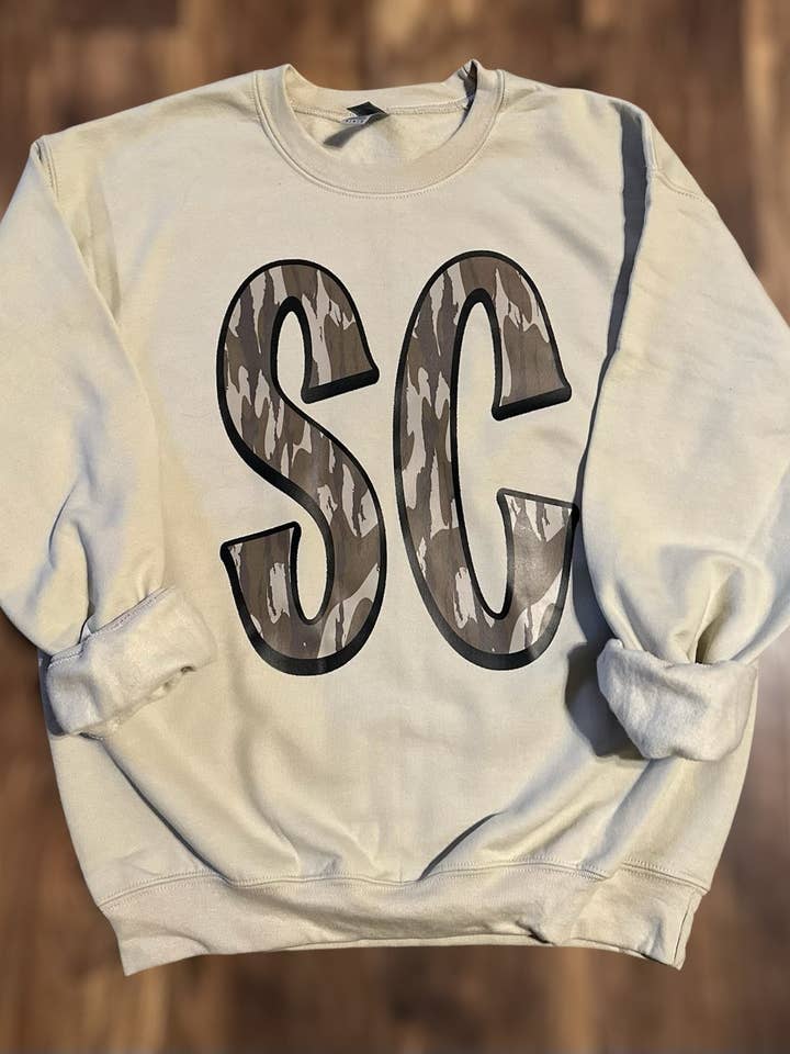 Felpa Bottomland Camo SC per la vendita all'ingrosso da parte di Boonedock Boutique Wholesale