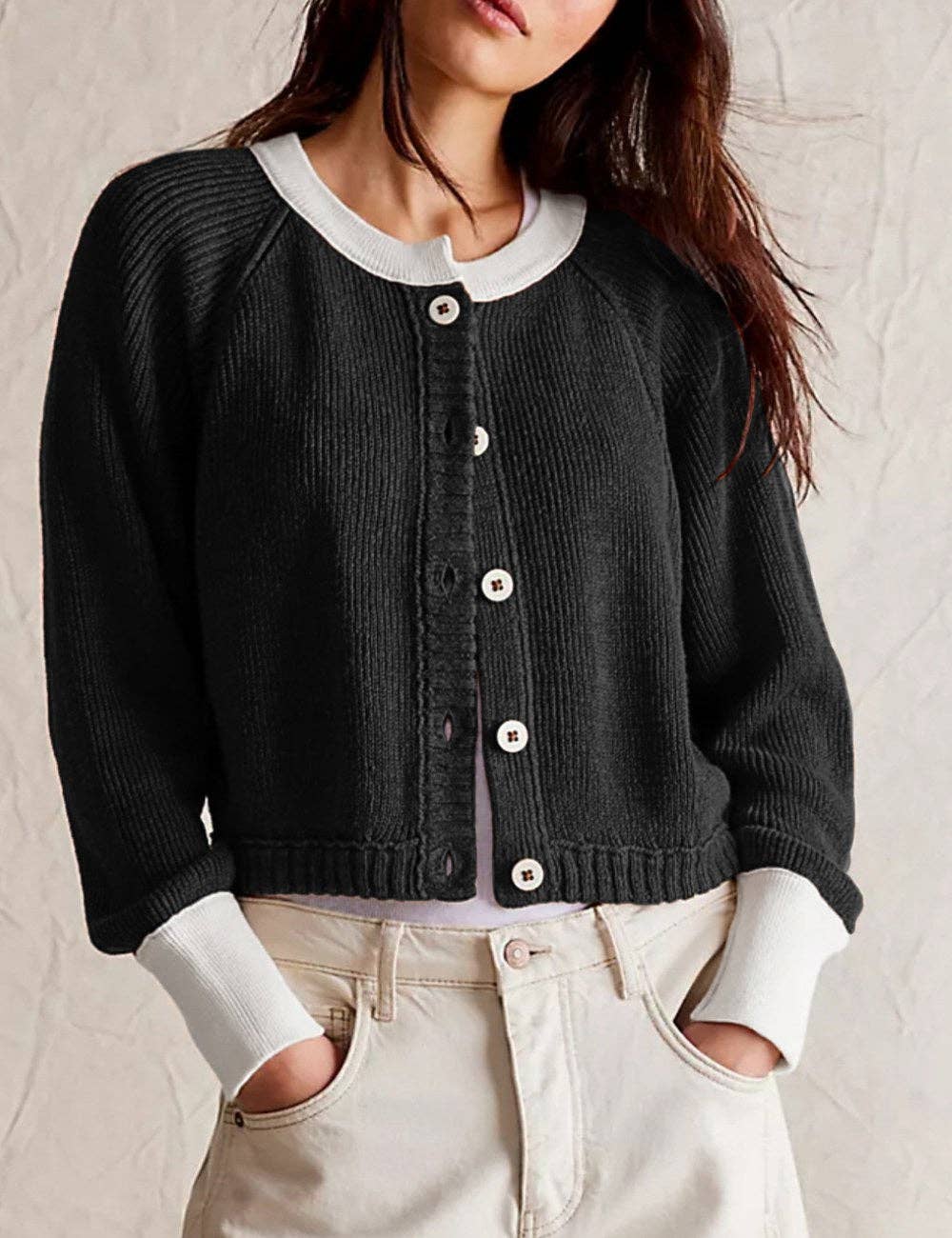 Dipped Shop – wholesale Cardigan – Women’s – Contrast Color Button Knit Cardigan DPC26188