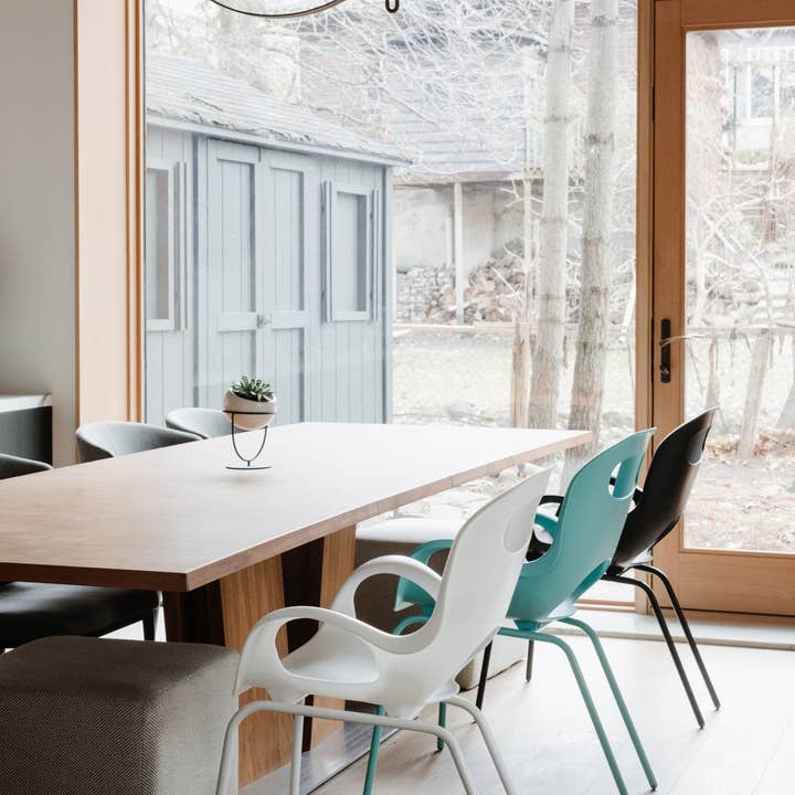 Umbra - Wholesale Chair - Umbra Oh Durable, Ultra-Comfortable Chair