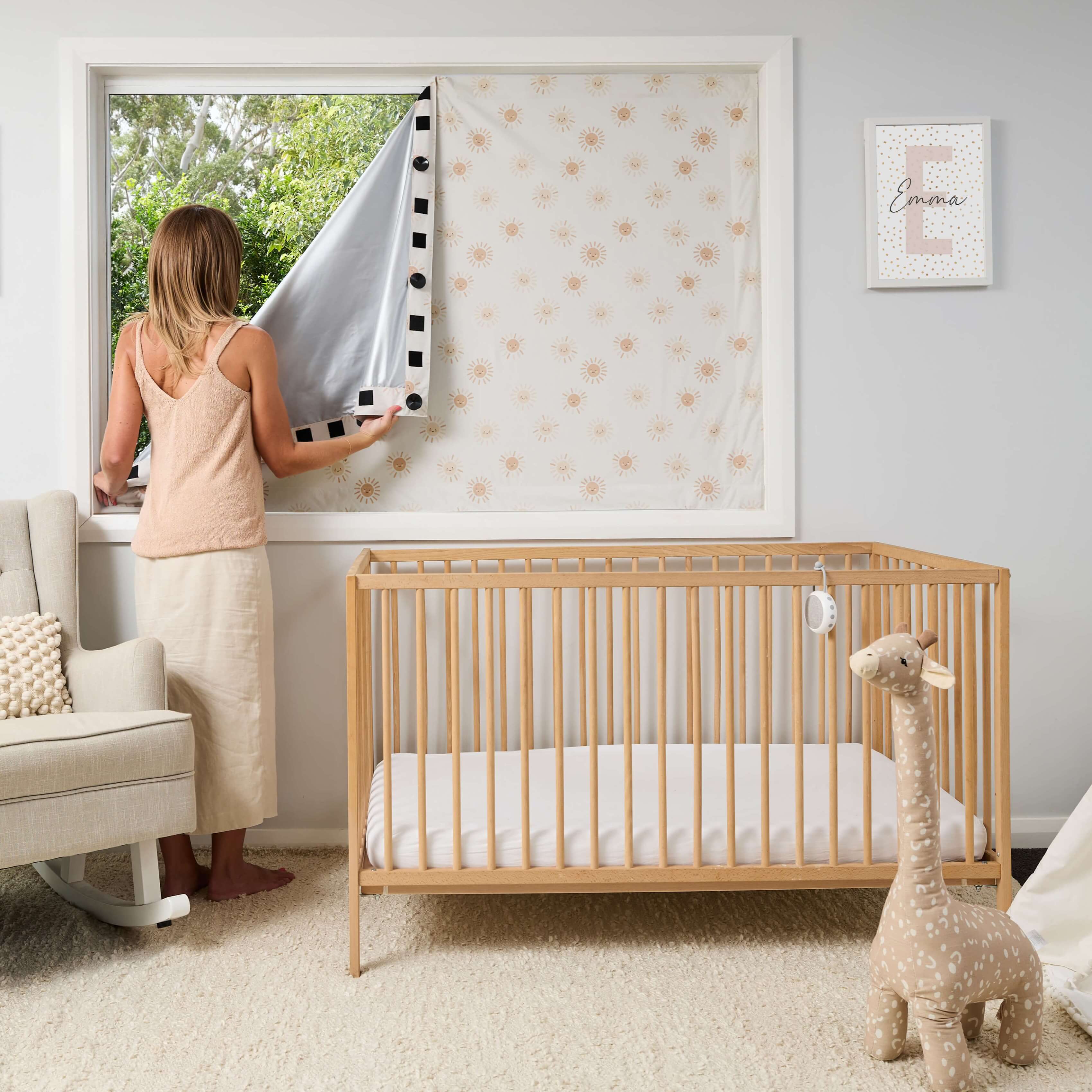 Porta Fox - Wholesale Curtain - Portable Blackout Blind - Sunny Smiles