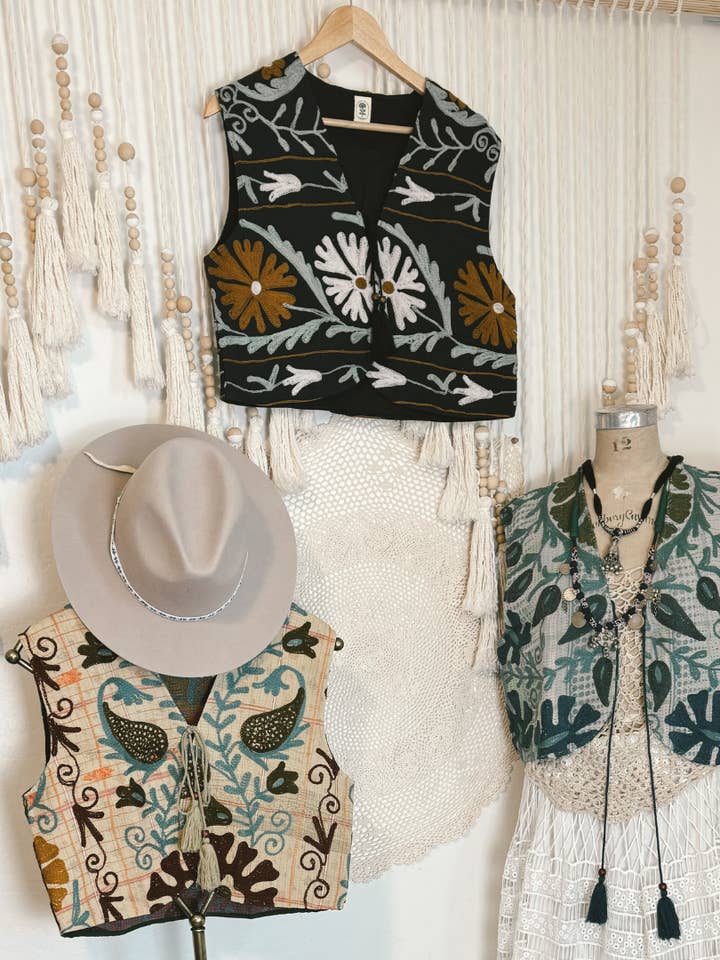 Wylder Trading Company - Wholesale Outerwear Vest - Women's - Boho Western Fringe Cowgirl Hippie Vest Leather Kantha9