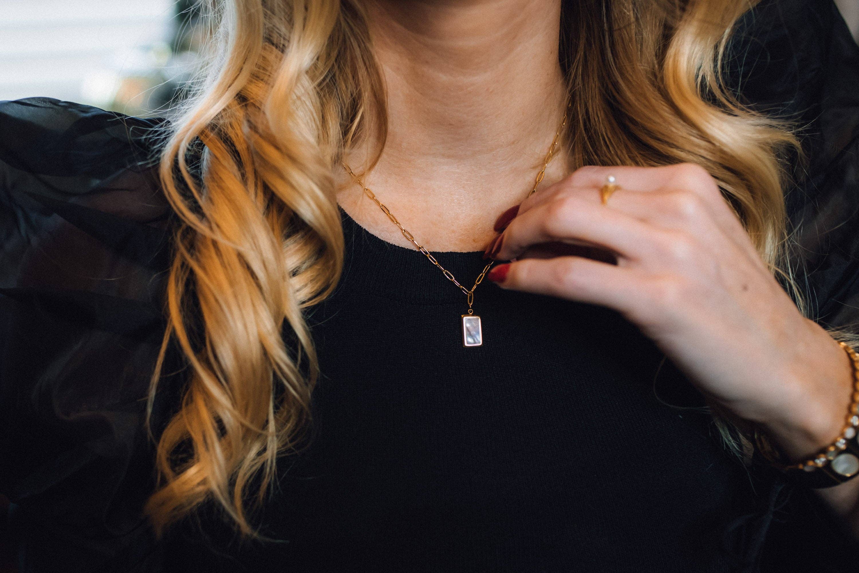 Steward & James - Wholesale Pendant/Charm Necklace - Dahlia Necklace1