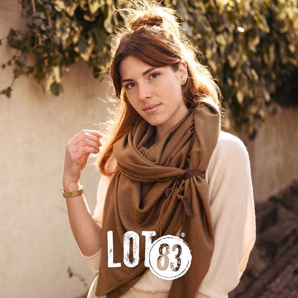 Écharpe Fine Taupe pour la vente par LOT83