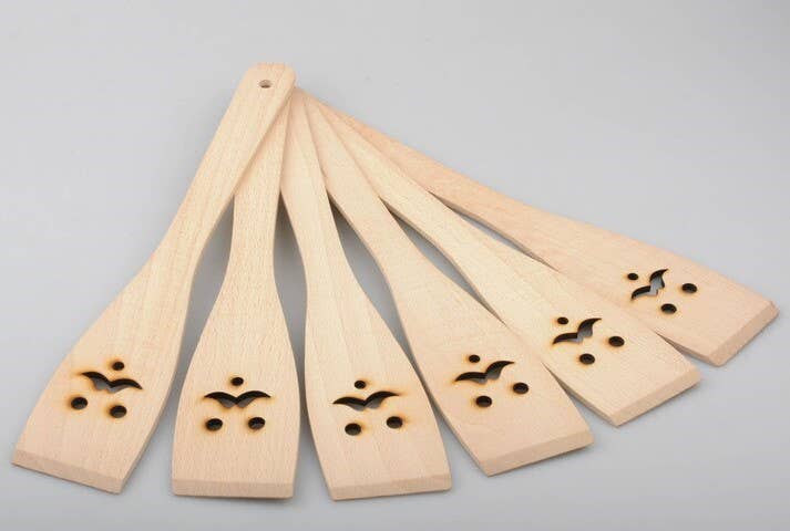 Square Love - Wholesale Spatula/Turner - Wooden Moustache Spatula4