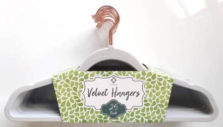 Concepts In Time – Cabides por atacado – Conjunto de 25 Cabides Aveludados para Adultos8