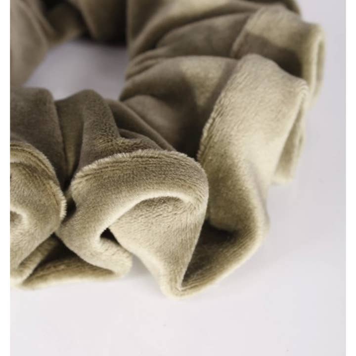 emc - Wholesale Scrunchie - Women’s - Handmade Velvet Scrunchie XXL1