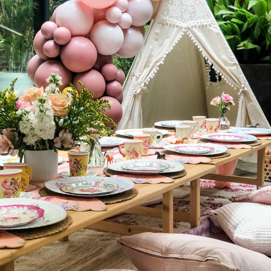 Talking Tables USA - Wholesale Disposable Cup - Vintage Paper Cup Set - 12 Pack | Tea Party |2