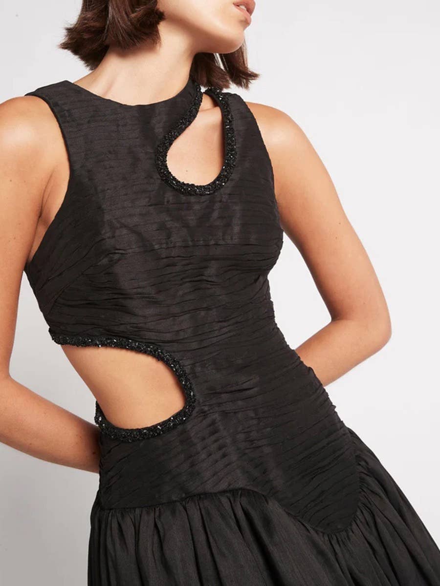 Productseeker - Vendita all'ingrosso Vestito - Donna - DR0137 Spring Elegance: abito sottile e plissettato senza maniche10