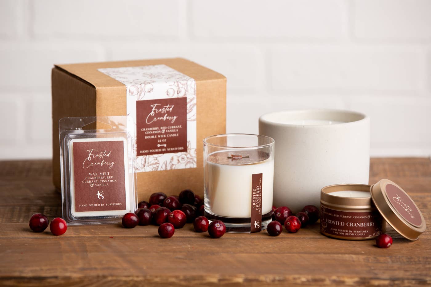 Freedom Studios - Wholesale Jar/Filled Candle - Frosted Cranberry 7.5 oz Wooden Wick Candle5