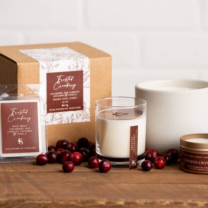 Freedom Studios - Wholesale Jar/Filled Candle - Frosted Cranberry 7.5 oz Wooden Wick Candle5