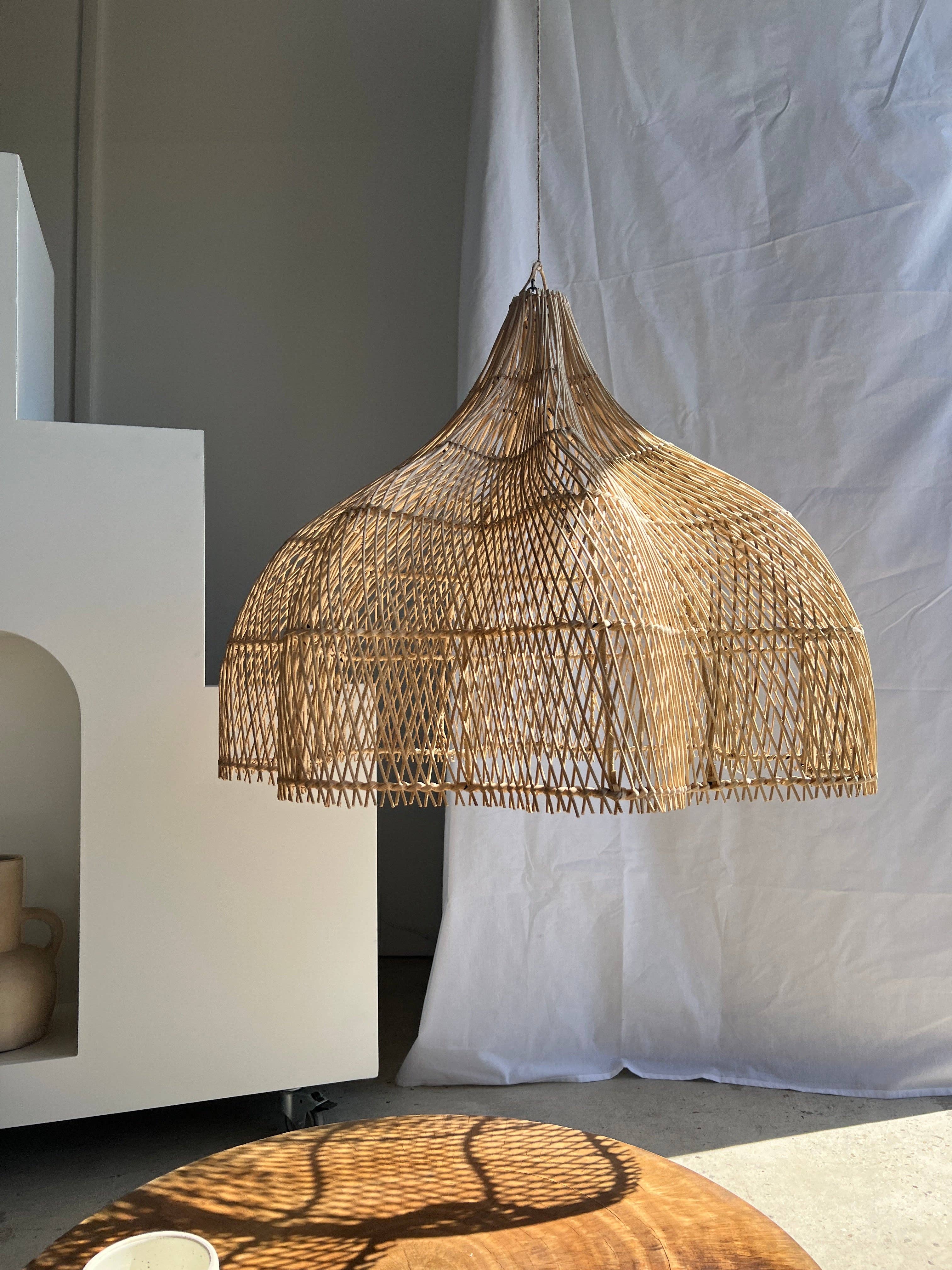 Office Objets - Wholesale Chandelier/Hanging Light - Pendant light, flower-shaped rattan fixture, tulip, corolla H:80cm D80cm78