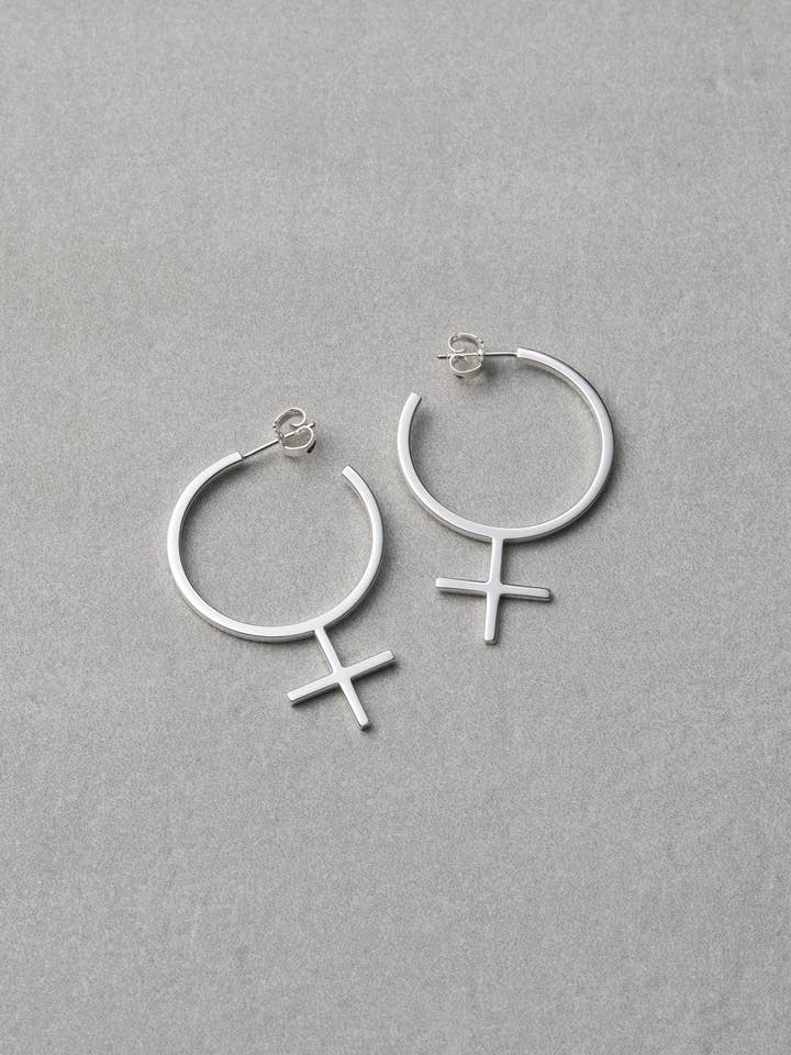 SHE STATEMENT-OORBELLEN voor wholesale door She Stockholm