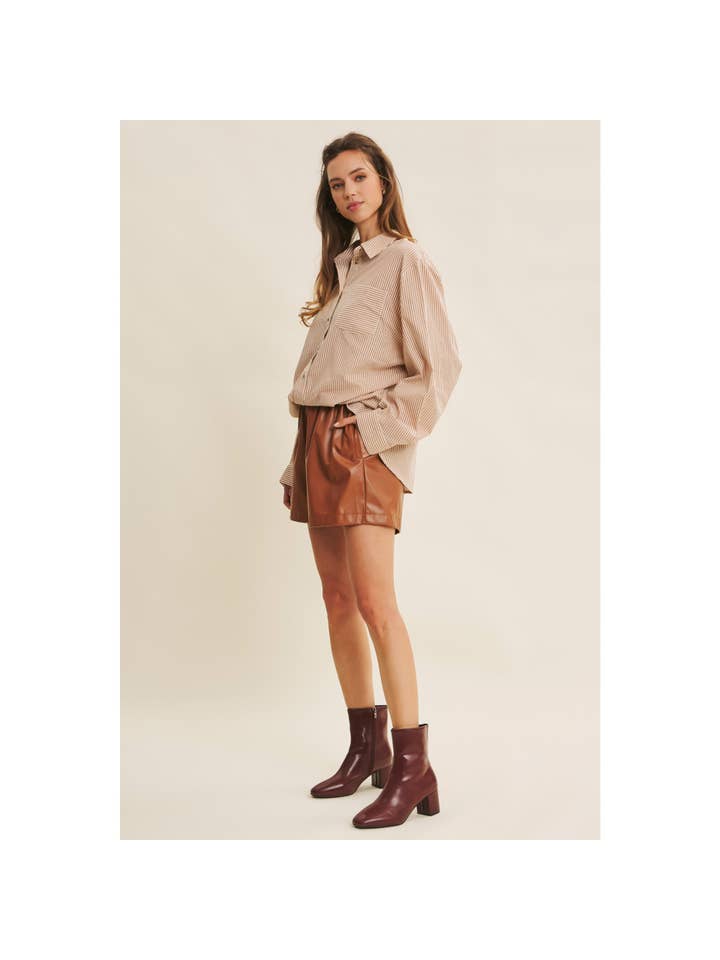 in february - Wholesale Buttoned-down shirt – Women's - SEASONLESS EASE COTTON PINSTRIPE BUTTON-DOWN OVERSIZED SHIRT25