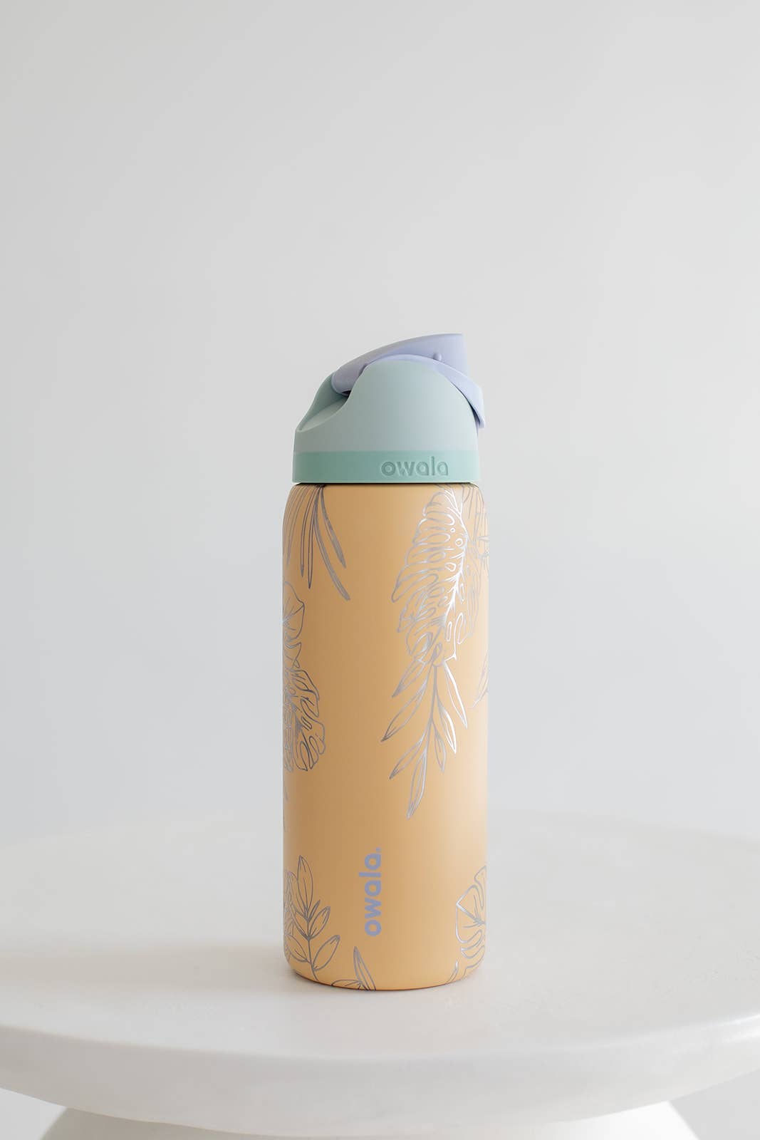 KNOTS + NOOK - Wholesale Insulated Mug/Tumbler - MONSTERA ENGRAVED OWALA FREESIP 32OZ STAINLESS TUMBLER1