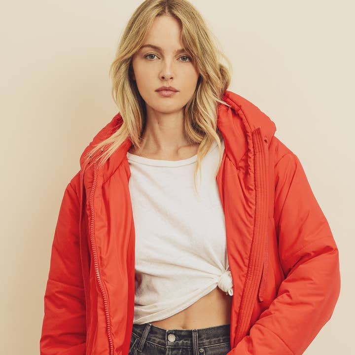 FJ4424 Pufferjack met capuchon met trekkoord voor wholesale door Dress Forum