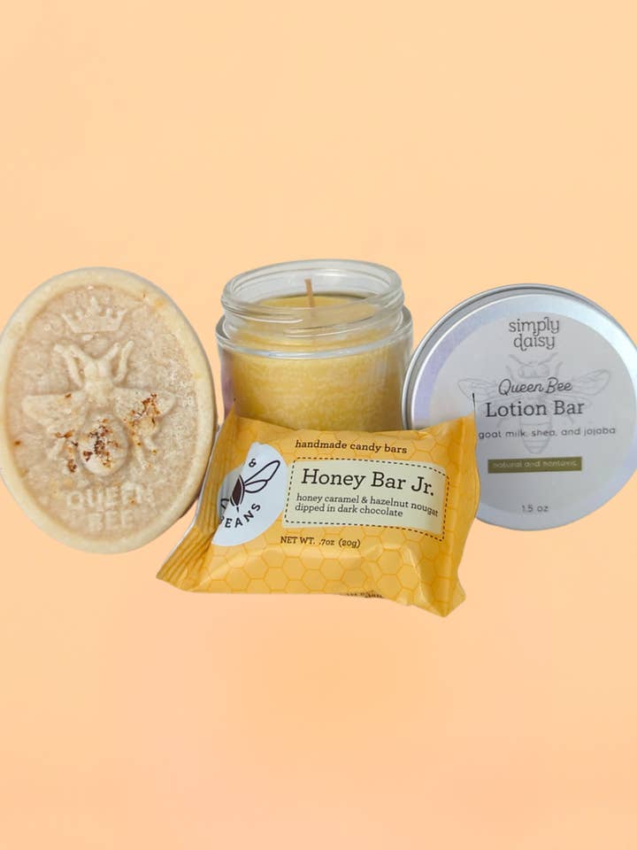 Queen Bee Natural Gift Box for wholesale by Simply Daisy