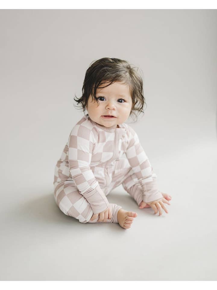 Lucky Panda Kids – wholesale Byxdress - Baby – Bambu Baby Unisex kläder med dragkedja | Latte Rutig