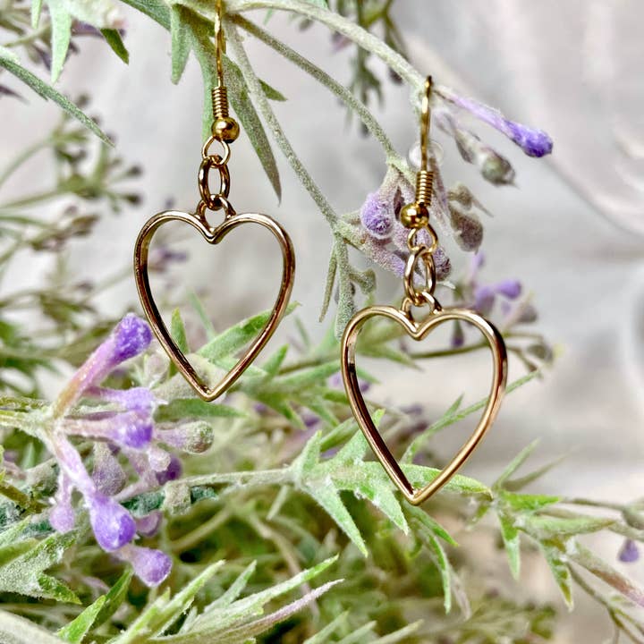 Kara’s Shop of Pretty Things - Wholesale Dangle earrings - Handmade Gold Heart Earrings