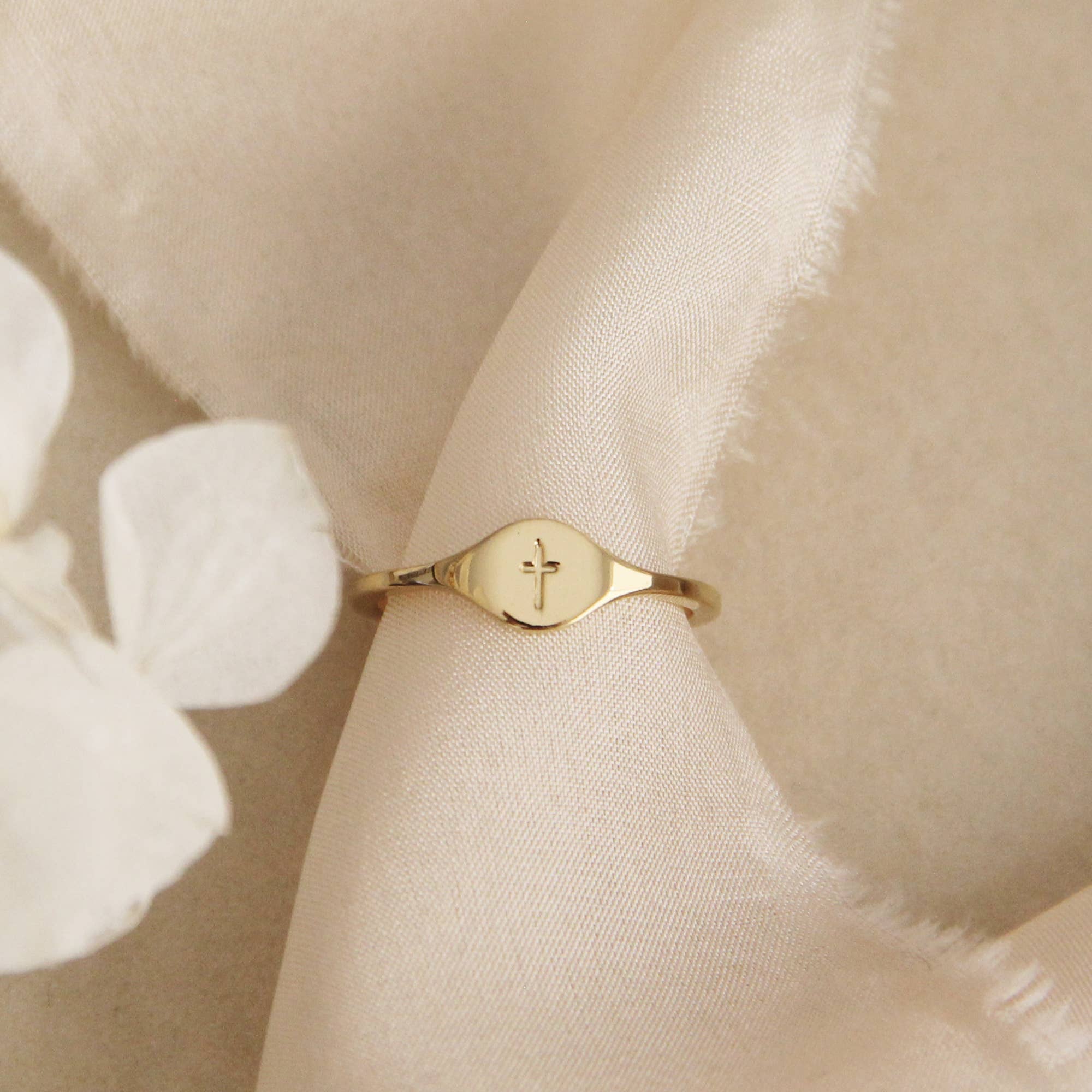 LoveStory Collection – wholesale Signet ring – Small Signet Cross Ring0