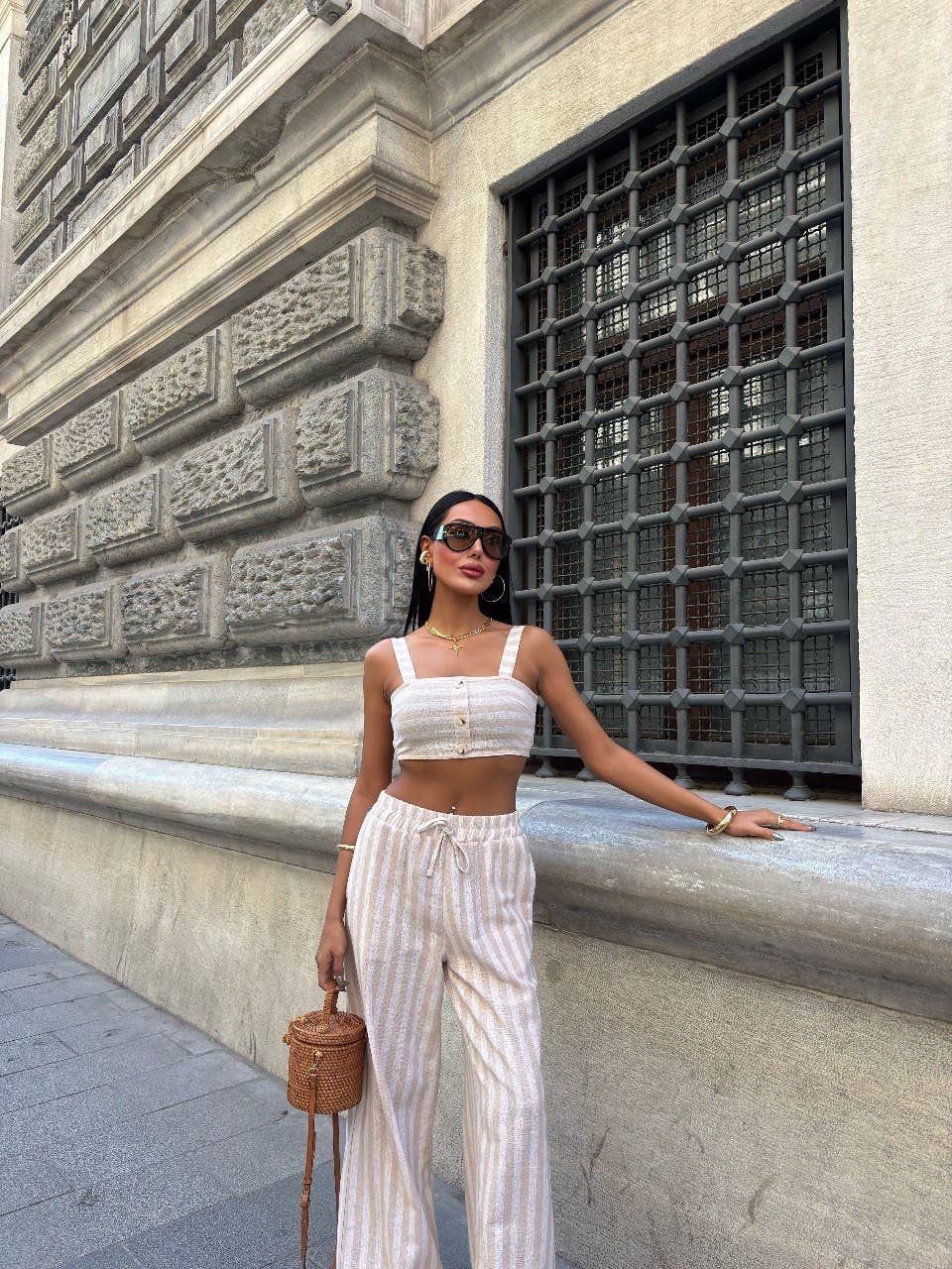 Design company-Fatma Balkir - Vendita all'ingrosso Completo top e pantaloni (NON loungewear) - Donna - Completo in lino - top corto a righe e pantaloni ampi19