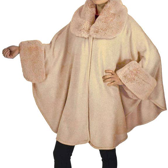 Madeline Love - Vendita all'ingrosso Poncho - Donna - Elegante mantello Ruana Poncho lavorato a maglia con polsini in pelliccia sintetica