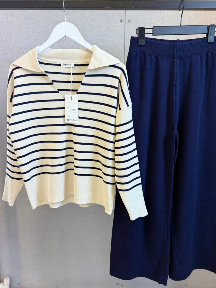 ANGELEYE - Wholesale Top & Pant Set (NOT Loungewear) - Women's - Knit Co-ords in Cream and Navy Stripes0