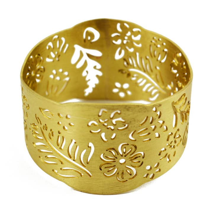 Ariana Ost - Wholesale Napkin ring - Floral Napkin Ring – Handcrafted Brass Table Décor0