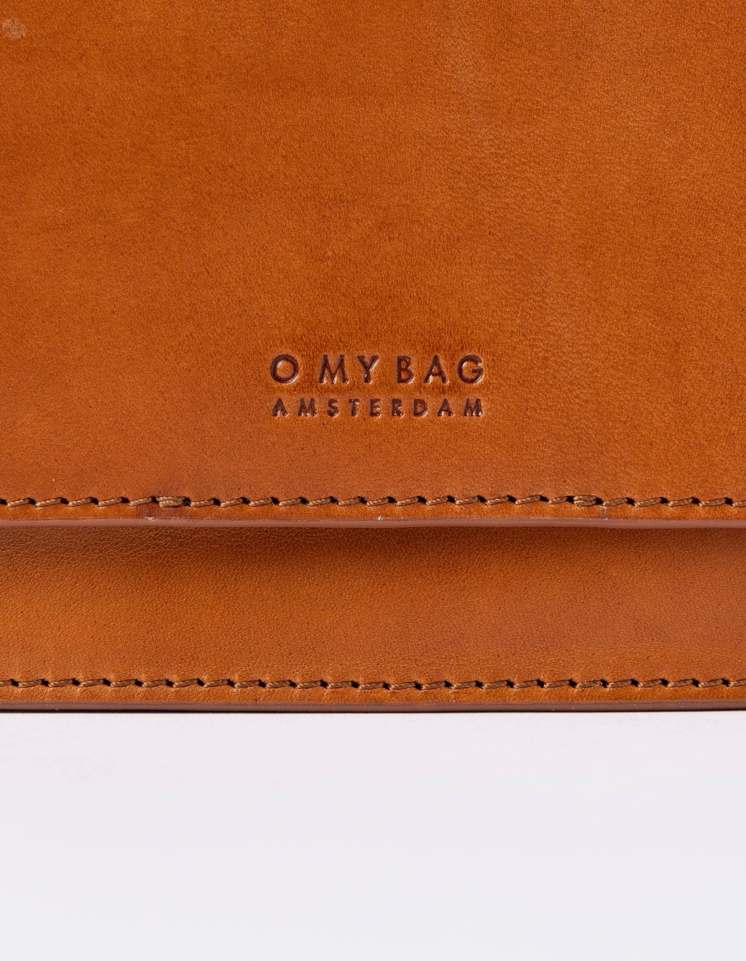 O My Bag – wholesale Axelväska - Dam – Audrey Mini - Cognac Klassiskt Läder5