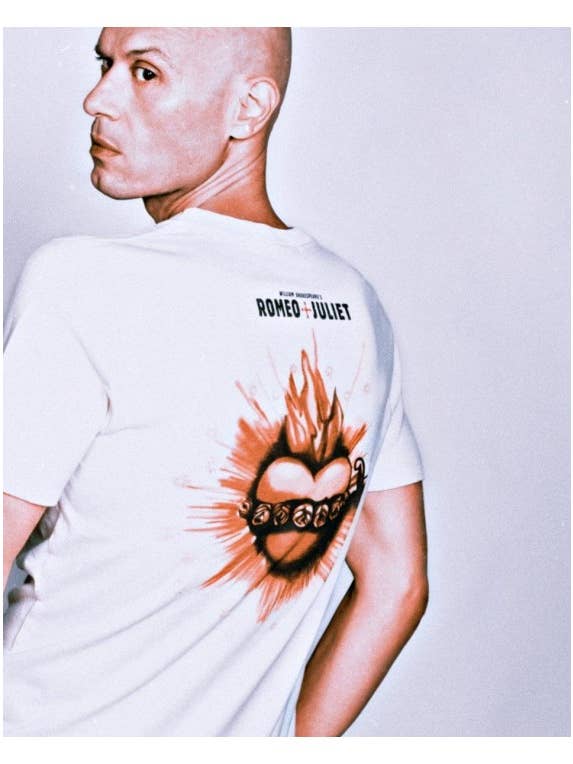 Horizonte Galego S.L. - Wholesale Screen Printed T-Shirt - Unisex - Romeo and Juliet Unisex T-Shirt - Oh! Juliet1