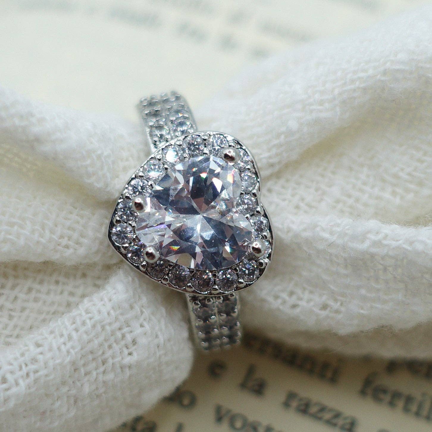 Daemon srls - Wholesale Multi-Stone Ring - ROSE ~ Cubic zirconia heart ring0