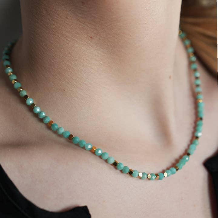 HACKNEY NINE - Wholesale Beaded/Pearl Necklace - CONSTANCE: Amazonite Stones & Gold Beaded Necklace0