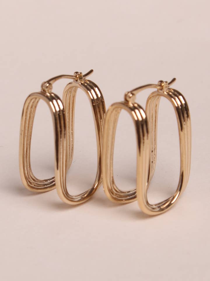 Marion earrings for wholesale by Waekura