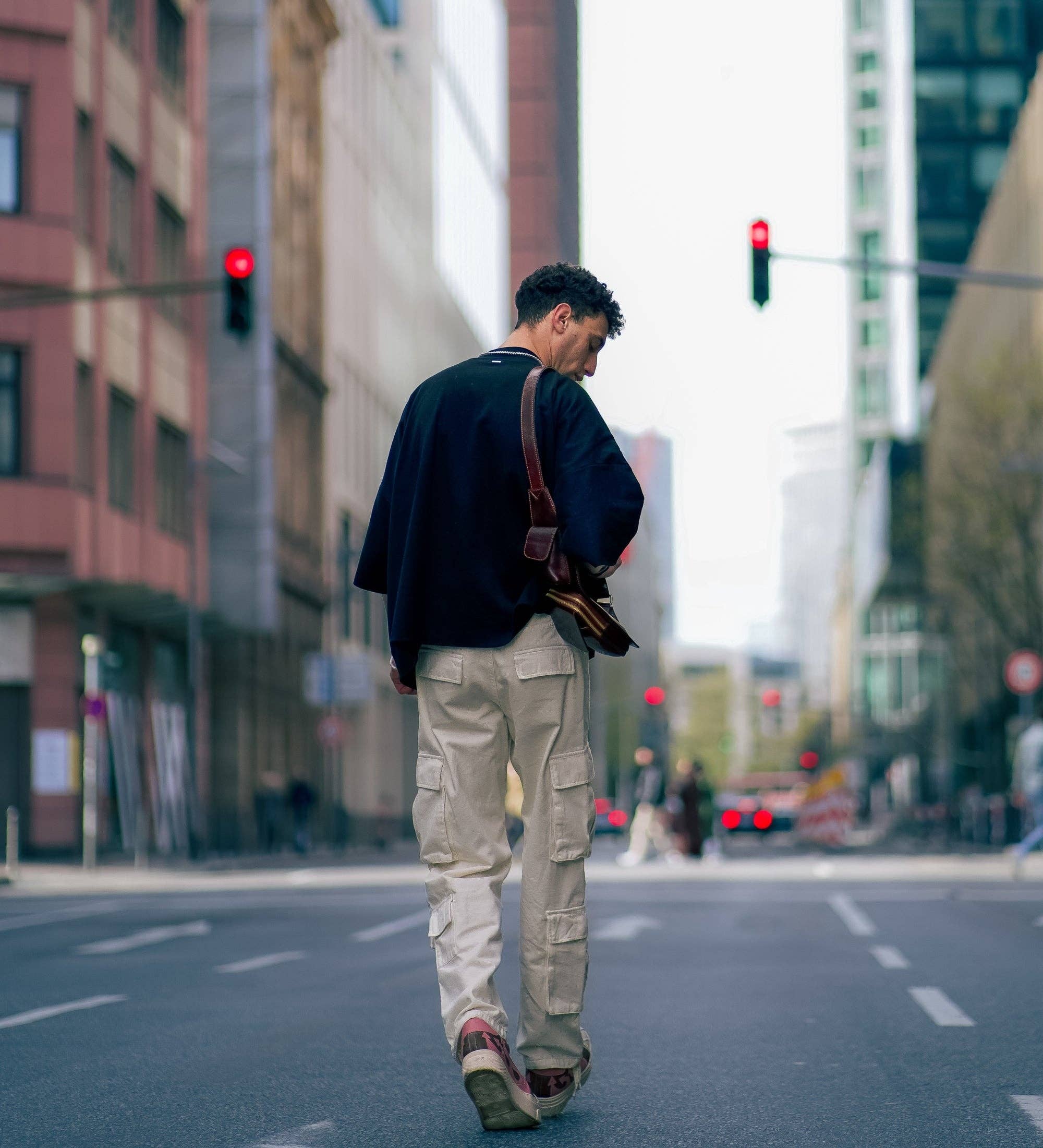 Time Resistance - Venta al por mayor Bolsos bandolera - Unisex - Bolso bandolera de cuero The Monk2