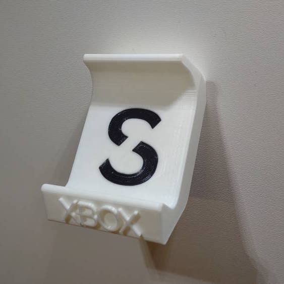 XALT 3D DESIGNS - Wholesale Wall Hook - Xbox Series S (XBSS) Controller Wall Mount1