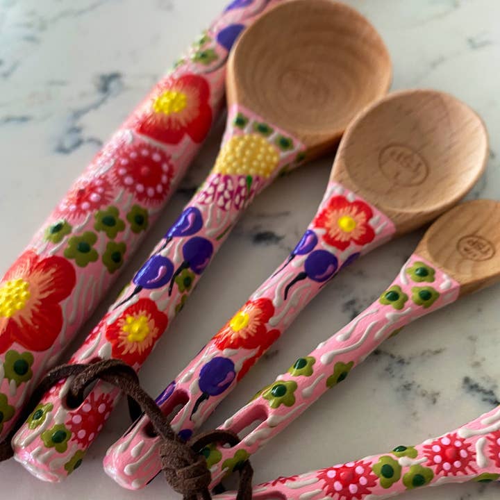 Oh The Places We Go Shop – Großhandel Messlöffel – Löffelset aus Holz, Rosa, Backlöffel, Geschenk zum Backen