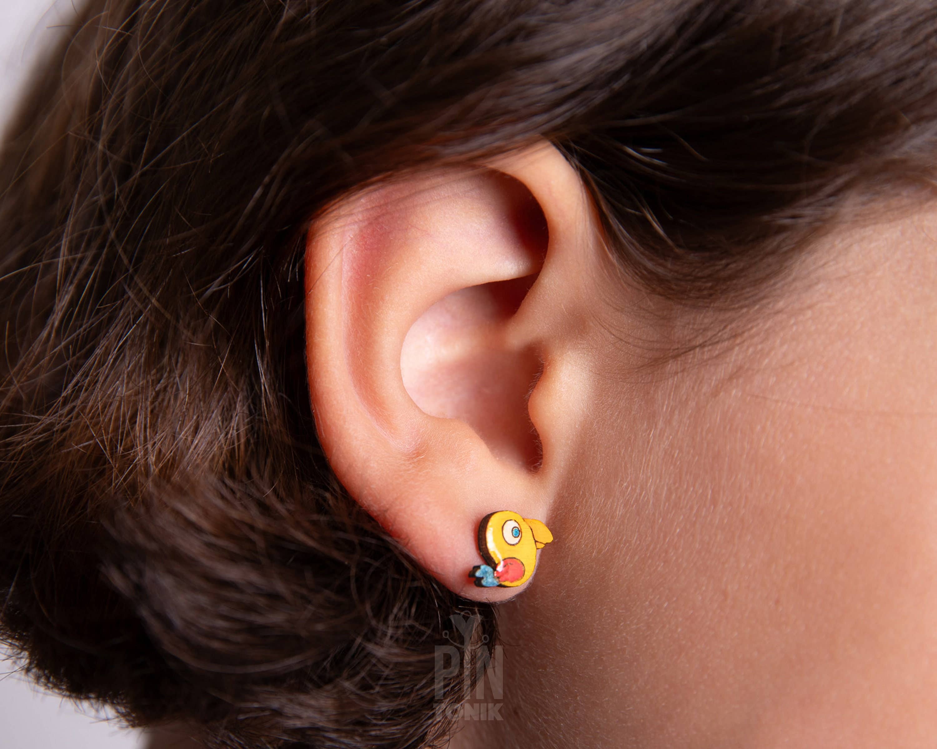 PinTonik - Vendita all'ingrosso Orecchini a bottone - Orecchini a Perno con Pappagallo Carino - Gioielli con Uccelli Stravaganti1