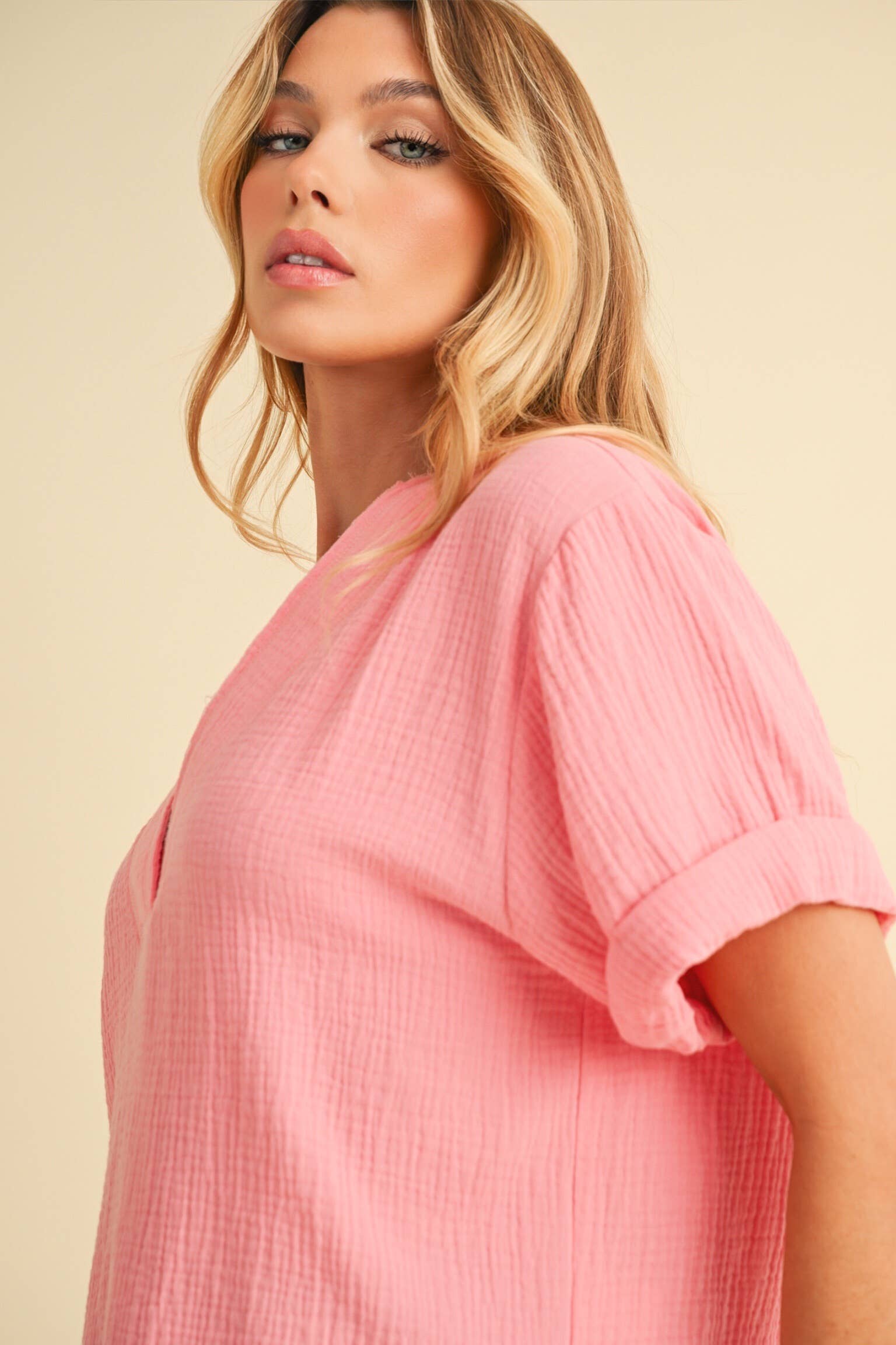 AEMI + CO - Wholesale Blouse - Women's - 8167BK Trudie Top69