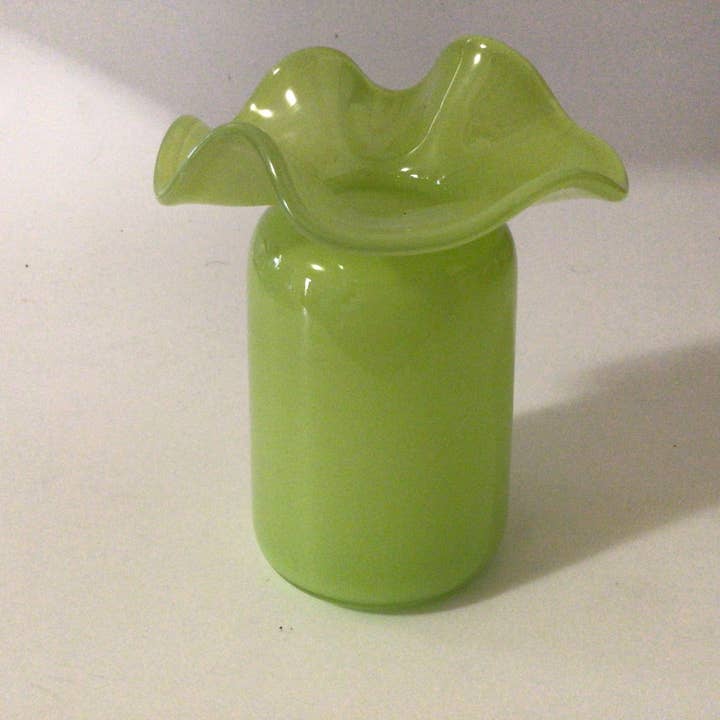 Terraglassworks - Wholesale Vase - Ruffle Bud vase