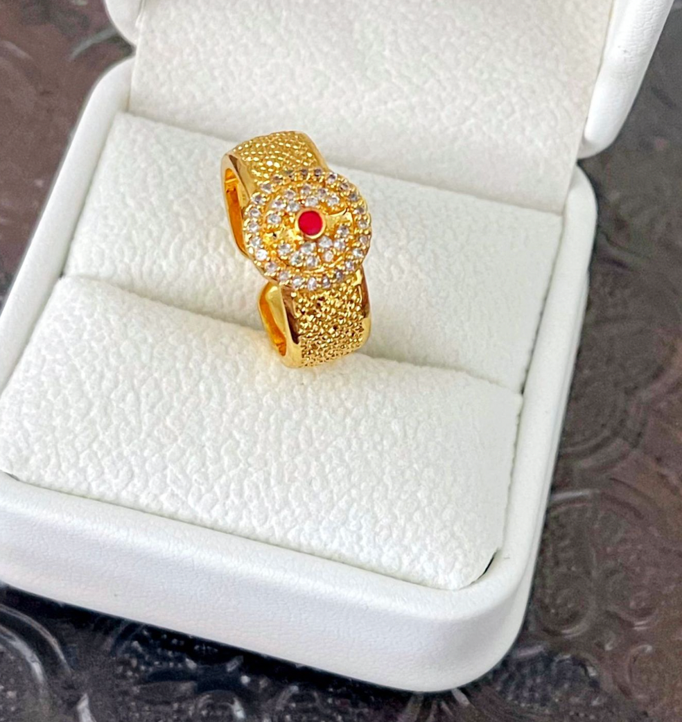 Bright MacMing – wholesale Ring med flera stenar – Guld skönhetsring 1