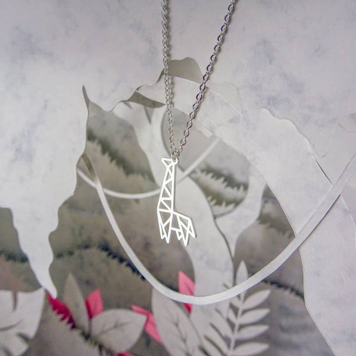 La Menagerie - Wholesale Halskettinghanger - Giraffe zilveren origami ketting6