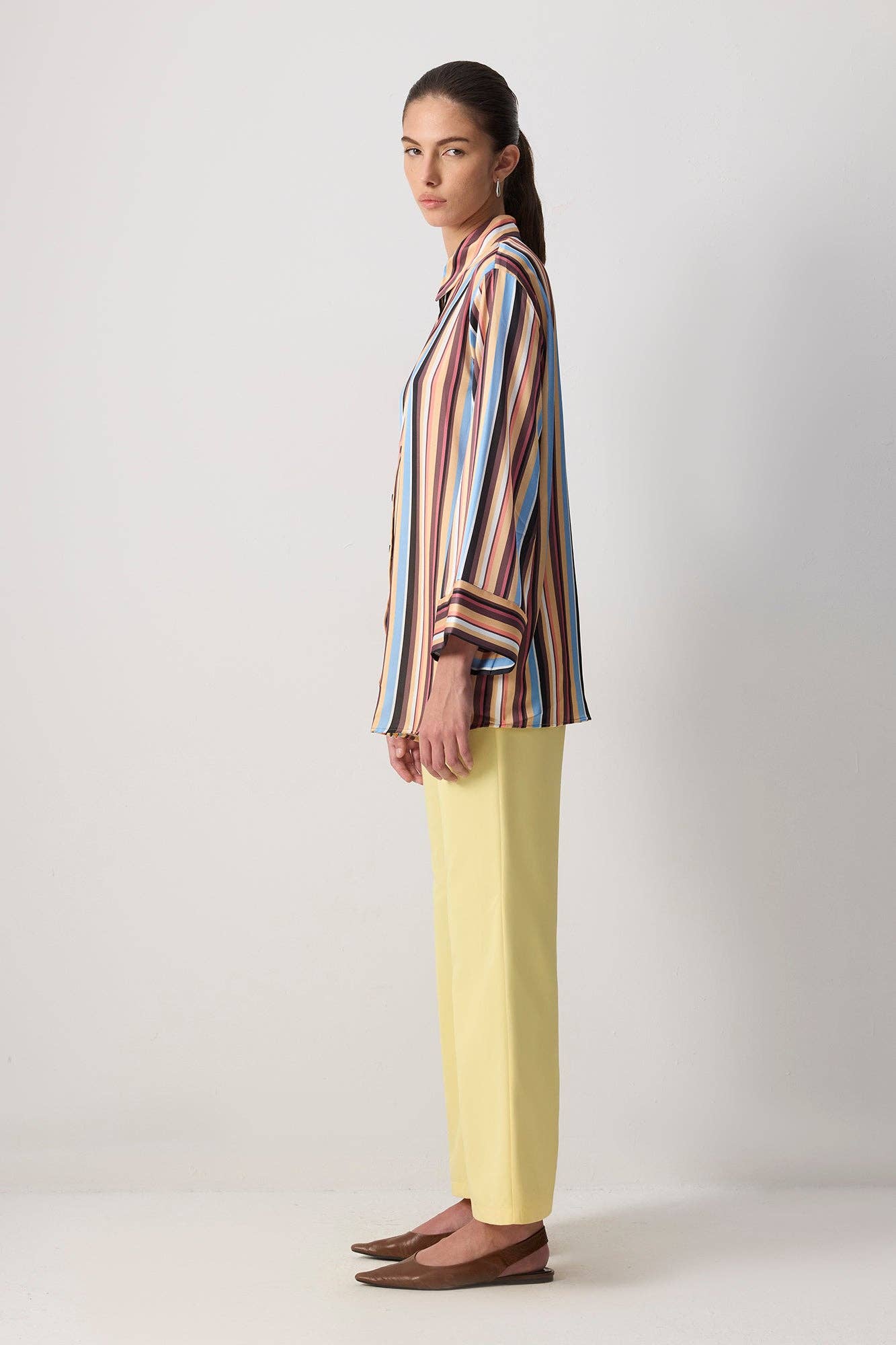 Orange MÅNGFÄRGAD RANDIG MÖNSTRAD SATINSKJORTA MED STATEMENTMANSCHETTER för wholesale på Faire2