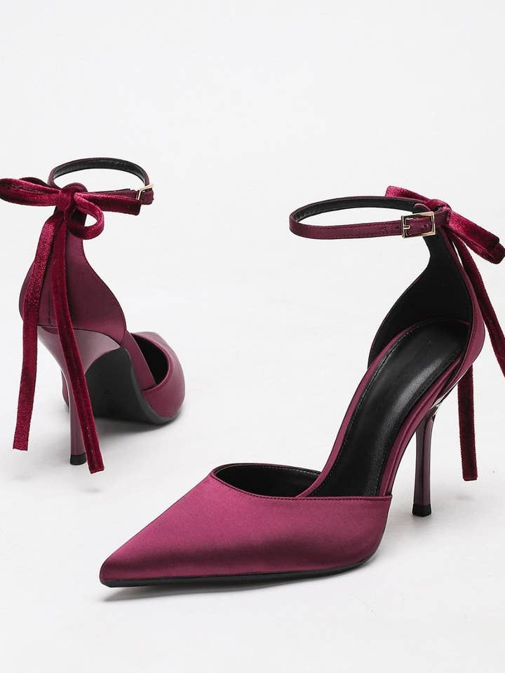 Sandales à talons hauts découpées à bout pointu avec nœud en velours pour la vente par JanL Ladies Shop
