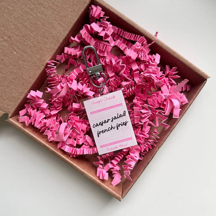 Pige Middag Nøglering Cæsarsalat Pommes Frites Sødt Pink Gave for engroshandel hos Dolly’s Doodles
