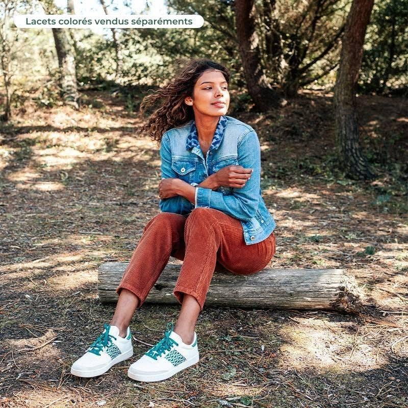 N'GO Shoes - Wholesale Lifestyle Sneakers - Women's - Saigon Classique beige and fir green leather low-top sneakers
6