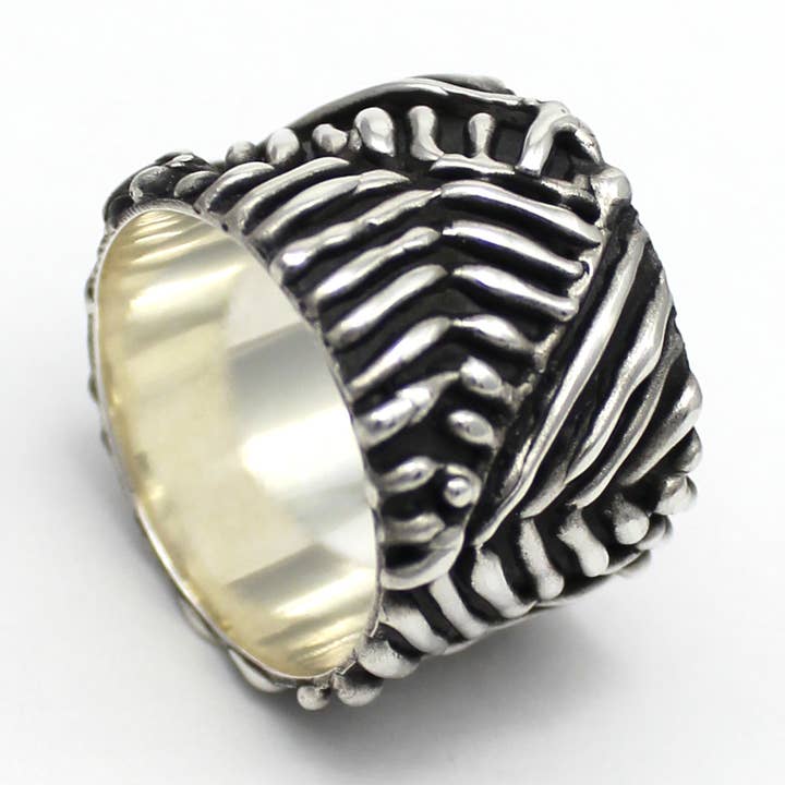 Labyrinth ring voor wholesale door Sandra Guzman - Paris