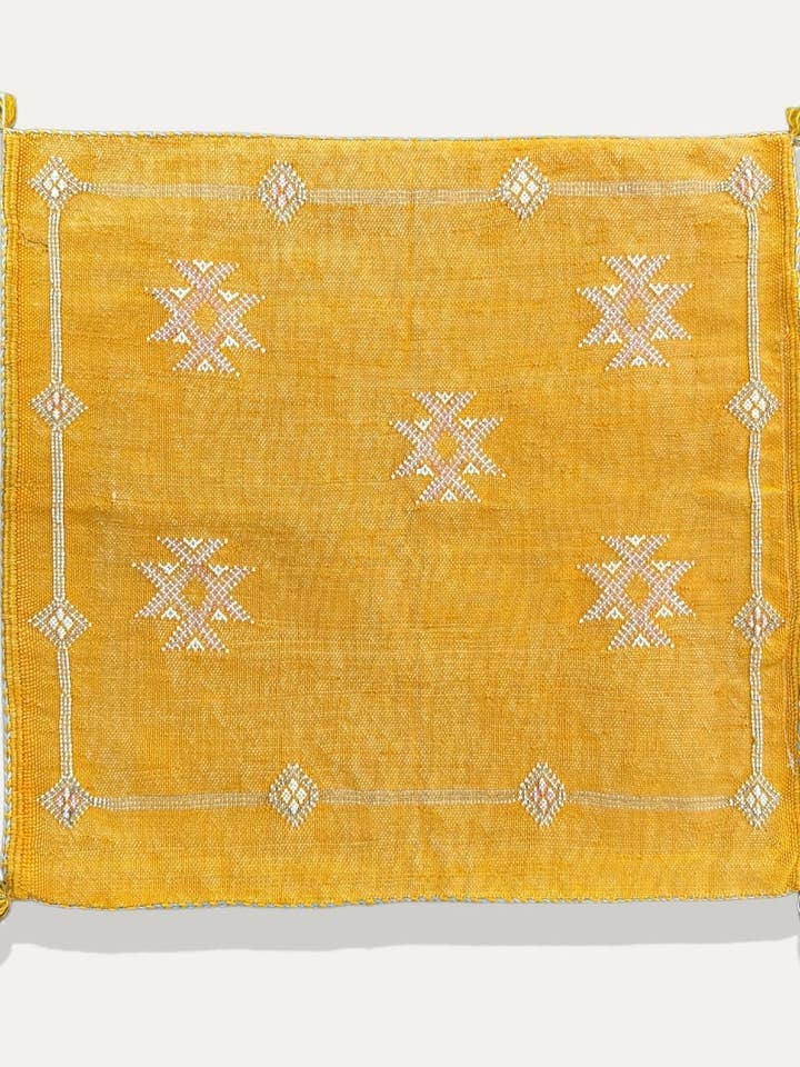 Fodera per cuscino in seta con cactus curcuma - Tiziri per la vendita all'ingrosso da parte di Cokoha