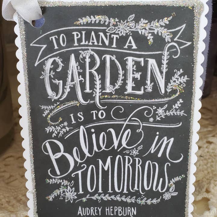 Little Heart Designs - Wholesale Gift Tag - Gift Tag To Plant A Garden Is To Believe In Tomorrow0